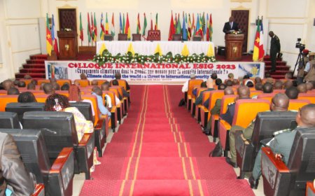 École de Guerre de Yaoundé : La 18ème promotion prend des leçons de l’impact des changements climatiques actuels sur la Sécurité Internationale