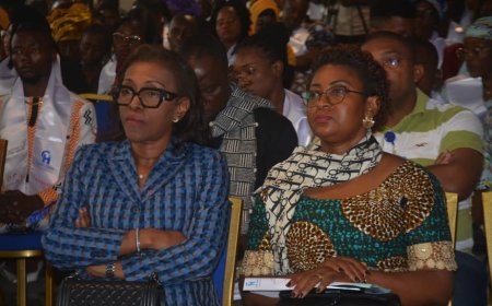 Formation numérique : 272 jeunes diplômés grâce au projet D-CLIC à Douala